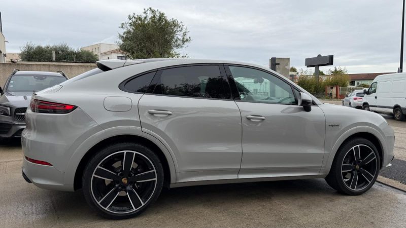 PORSCHE CAYENNE 3.0 V6 462CH E-HYBRID Edition Platinium