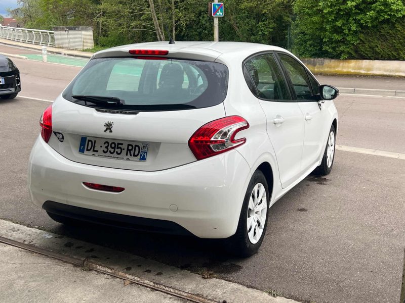 PEUGEOT 208 LIKE ACTIVE 