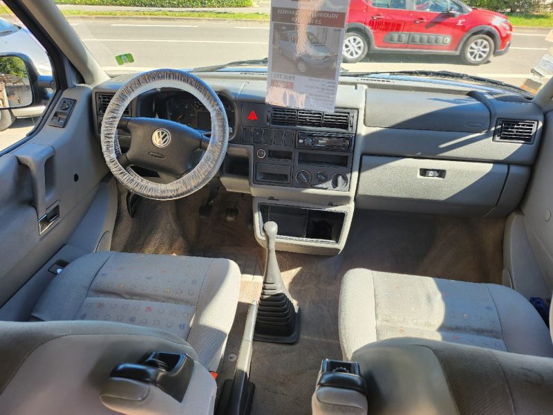 VOLKSWAGEN T4 CARAVELLE 2.5 TDI 105CH