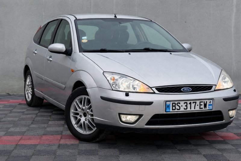 FORD FOCUS 1.8 16V GHIA  115 CV  2003