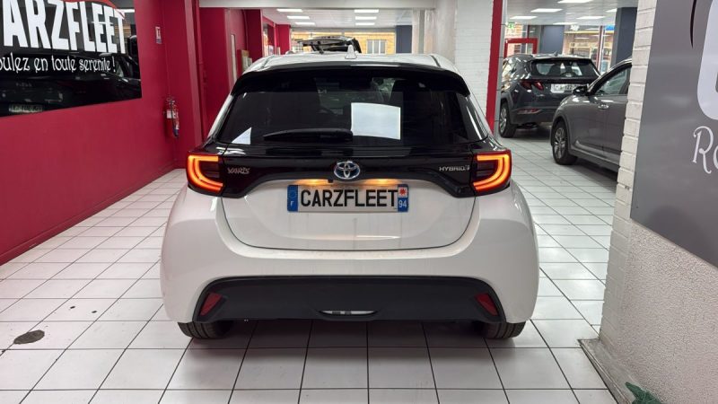 TOYOTA YARIS 4 BERLINE HYBRIDE 116cv DESIGN/1 ERE MAIN/TVA RECUPERABLE