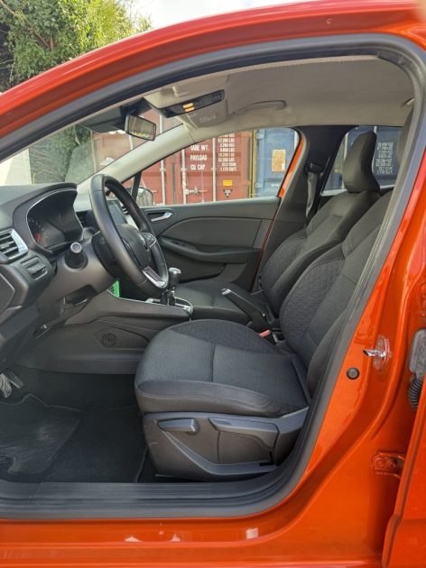 RENAULT CLIO V 1.0 TCE 100ch ZEN / Apple CarPlay / Feux LED