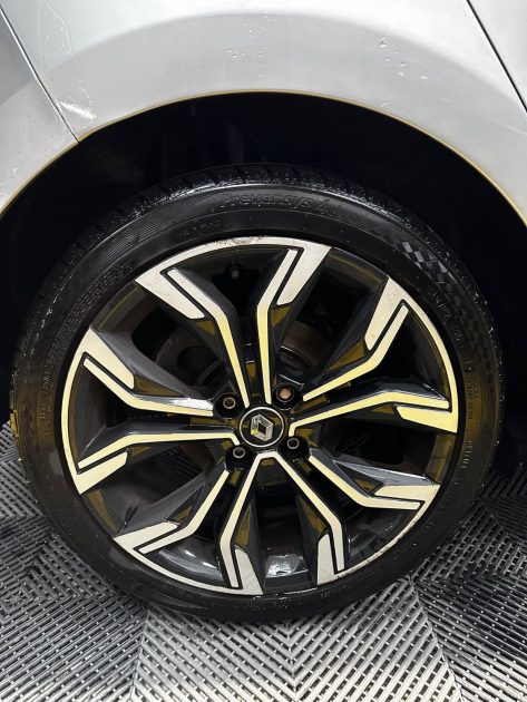 MAGNIFIQUE RENAULT CLIO V INTENS 1.0 TCE 101CH (APPLE CARPLAY, CAMÉRA DE RECUL, PACK LED) ⭐️⭐️⭐⭐️⭐️