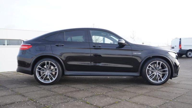 MERCEDES-AMG GLC COUPE 63 V8 BITURBO 4.0 4MATIC+ / PACK NIGHT / TOIT OUVRANT / 21" AMG