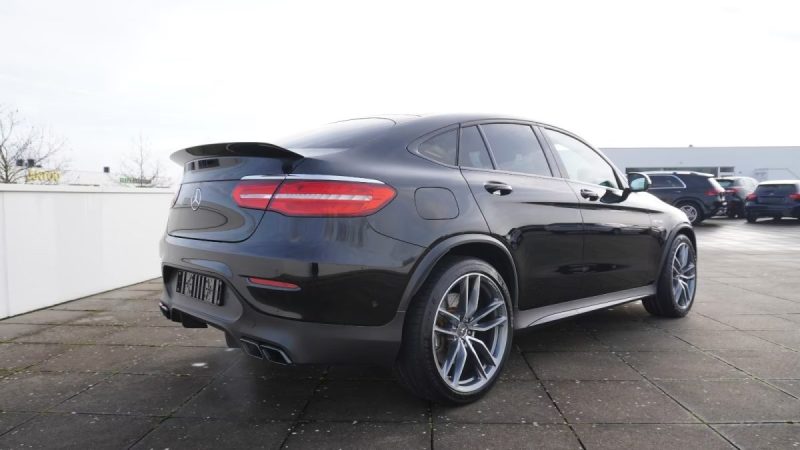 MERCEDES-AMG GLC COUPE 63 V8 BITURBO 4.0 4MATIC+ / PACK NIGHT / TOIT OUVRANT / 21" AMG