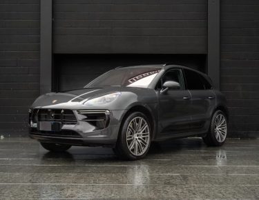 PORSCHE MACAN TURBO 2.9 V6 440CH / PACK SPORT CHRONO / BOSE / PNEUMATIQUE / PDLS / 21"
