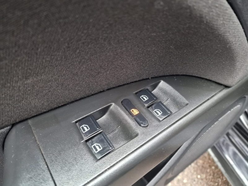 SEAT LEON  2.0 TSi FR 16V - 211CV  MILLTEK / XENON / GPS 