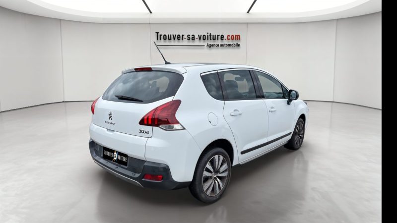 PEUGEOT 3008 1.2 PURETECH 130 ch CROSSWAY GARANTIE 12 MOIS
