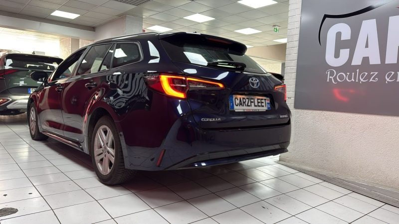 TOYOTA COROLLA TOURING SPORTS 122cv DYNAMIC BUSINESS/1 ERE MAIN/TVA RECUPERABLE