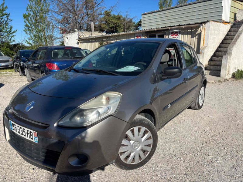 RENAULT CLIO III EXTREME 1.2 16V 80 QUICKSHIFT 2011