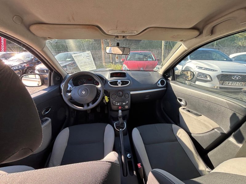 RENAULT CLIO III EXTREME 1.2 16V 80 QUICKSHIFT 2011