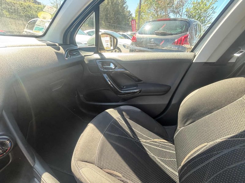 PEUGEOT 208 1.4 HDI 68 ACCESS 2013