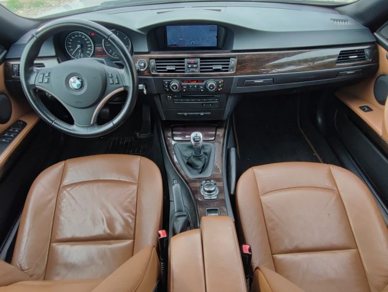 BMW SERIE 3 (SUITE) BM67058 2011