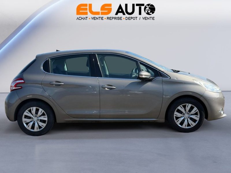 PEUGEOT 208 1.4 HDI 68ch 2.Main --91000km seulement--