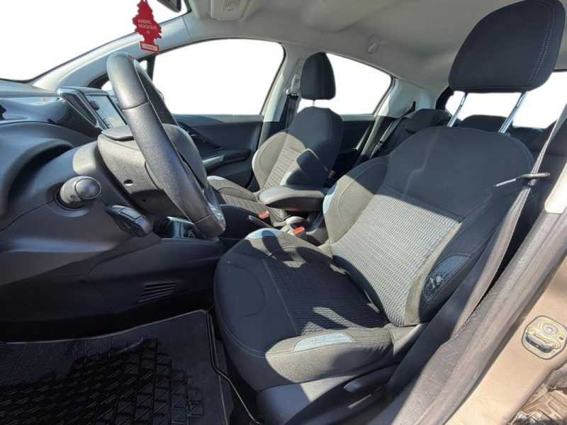 PEUGEOT 208 1.4 HDI 68ch 2.Main --91000km seulement--