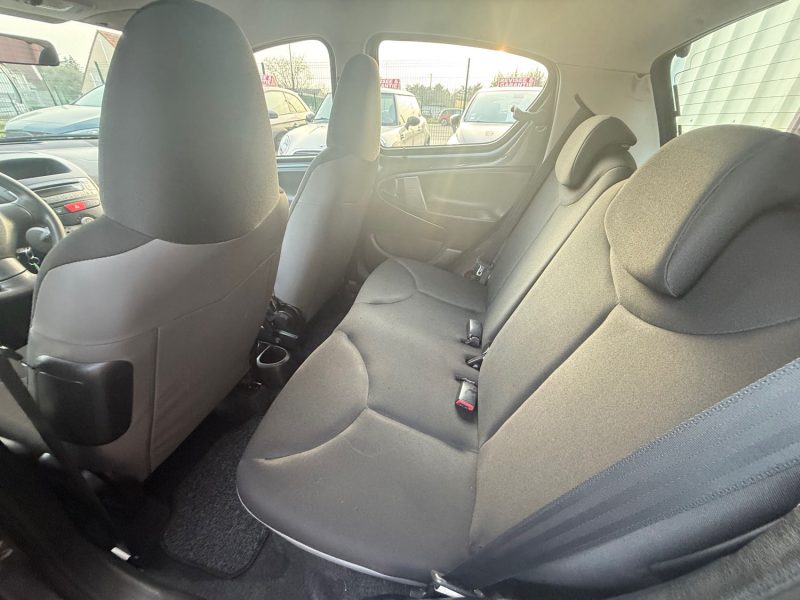 TOYOTA  AYGO PHASE 3 1.0 VVT-I 68 CV ACTIVE 5 PORTE 2013