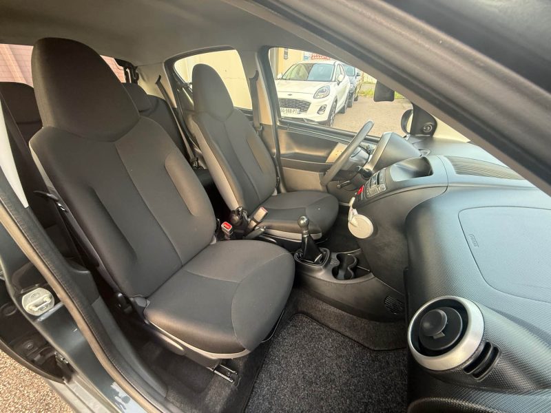 TOYOTA  AYGO PHASE 3 1.0 VVT-I 68 CV ACTIVE 5 PORTE 2013