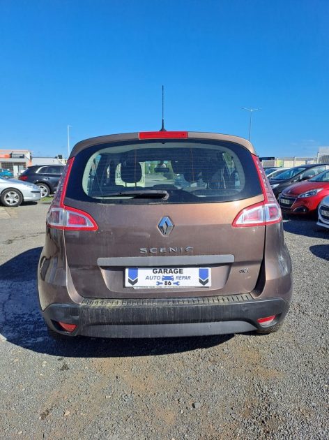 RENAULT MEGANE SCENIC 1.5 DCI 110CH FAP BOSE 2012