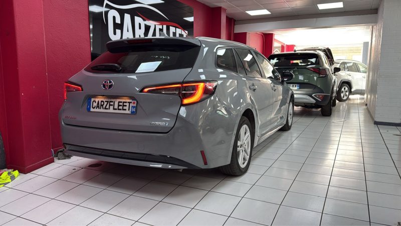 TOYOTA COROLLA TOURING SPORTS 122cv DYNAMIC BUSINESS/1 ERE MAIN/TVA RECUPERABLE