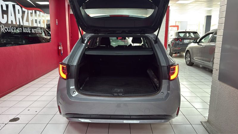 TOYOTA COROLLA TOURING SPORTS 122cv DYNAMIC BUSINESS/1 ERE MAIN/TVA RECUPERABLE
