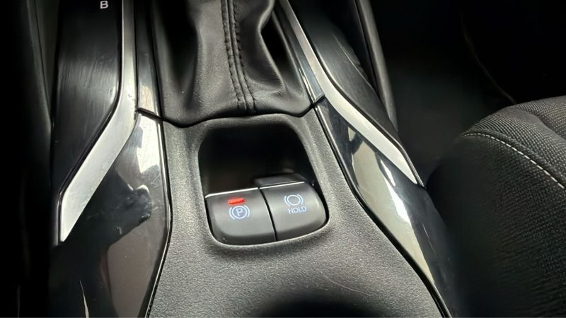 TOYOTA COROLLA TOURING SPORTS 122cv DYNAMIC BUSINESS/1 ERE MAIN/TVA RECUPERABLE