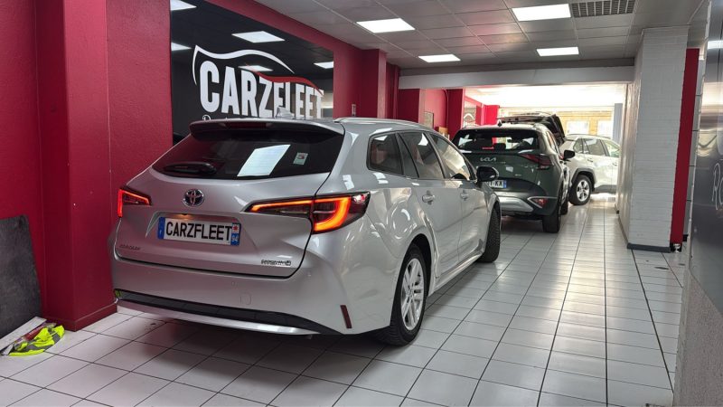 TOYOTA COROLLA TOURING SPORTS 122cv DYNAMIC BUSINESS/1 ERE MAIN/TVA RECUPERABLE