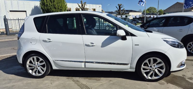 RENAULT SCENICIII 1.6 DCI 130CH LOUNGE 2015