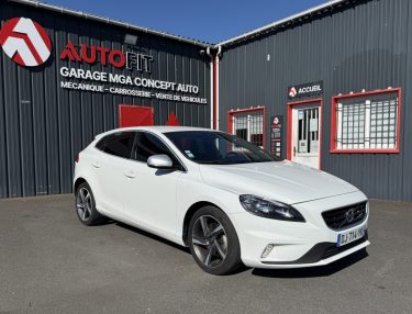 VOLVO V40 T2 120CH START&STOP KINETIC 2014