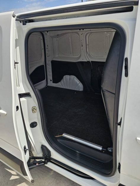 Peugeot Partner /1.6 hdi / 100 Ch / TVA / 3 places / Garantie 12 mois