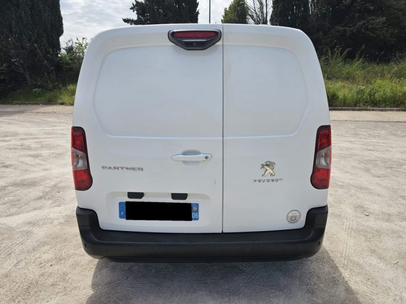 Peugeot Partner /1.6 hdi / 100 Ch / TVA / 3 places / Garantie 12 mois
