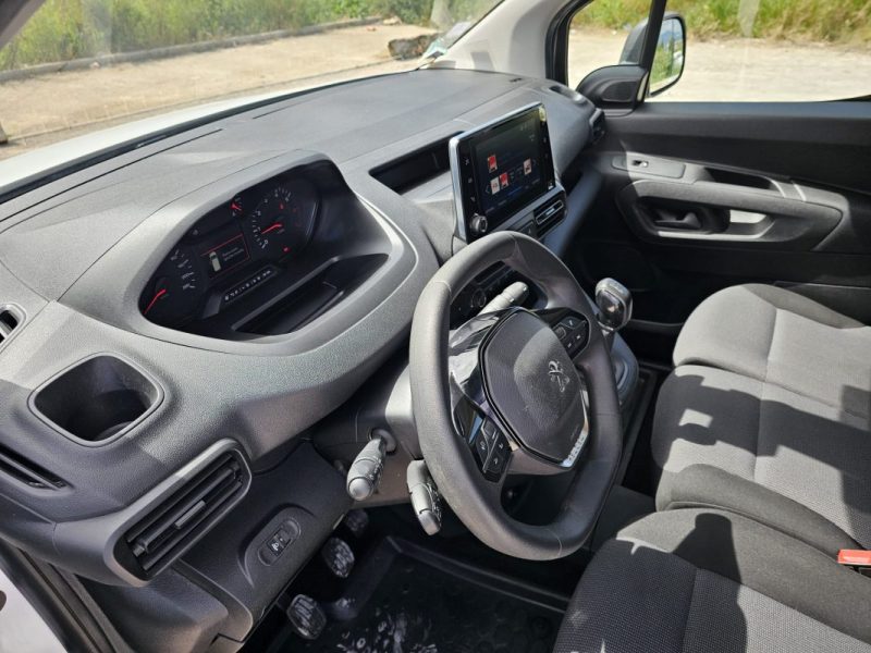 Peugeot Partner /1.6 hdi / 100 Ch / TVA / 3 places / Garantie 12 mois