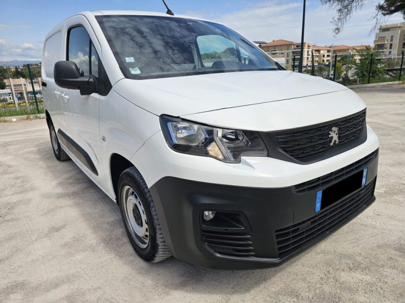 Peugeot Partner /1.6 hdi / 100 Ch / TVA / 3 places / Garantie 12 mois