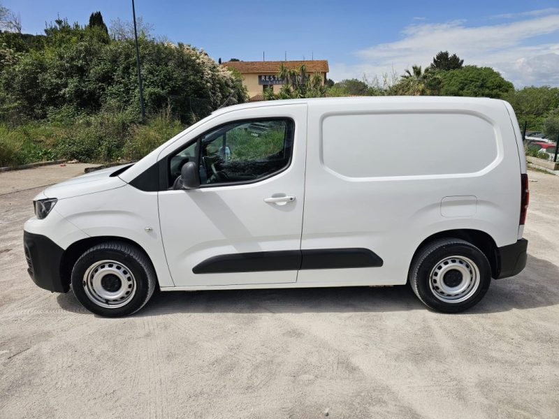 Peugeot Partner /1.6 hdi / 100 Ch / TVA / 3 places / Garantie 12 mois