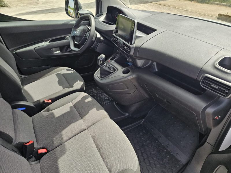 Peugeot Partner /1.6 hdi / 100 Ch / TVA / 3 places / Garantie 12 mois