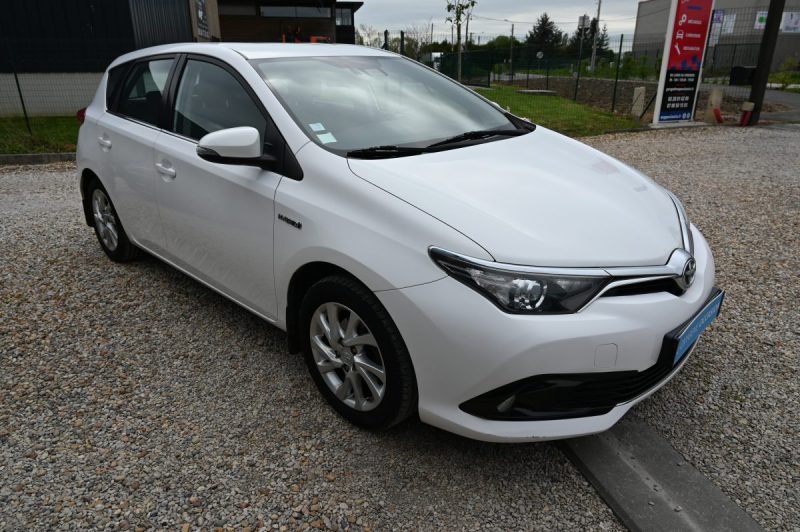 TOYOTA AURIS Hsd 136ch Dynamic 01/2016