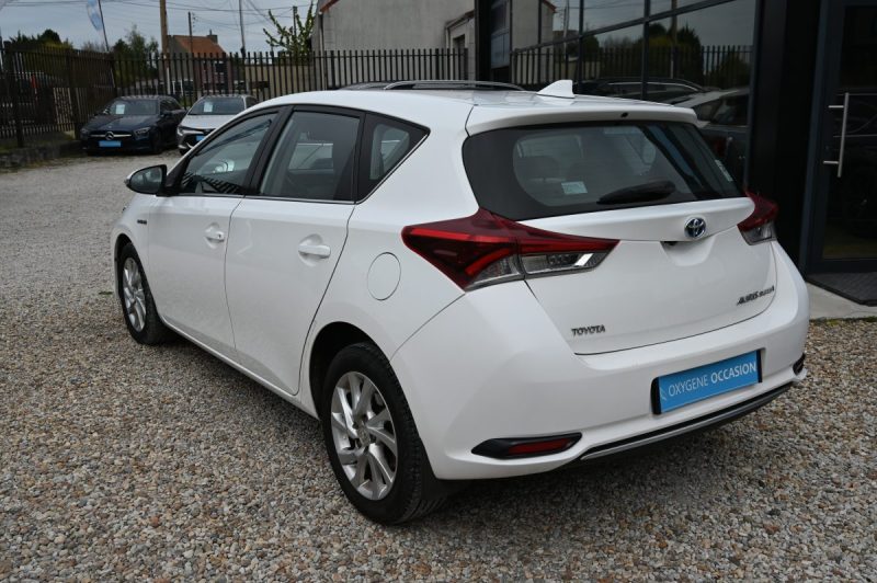 TOYOTA AURIS Hsd 136ch Dynamic 01/2016