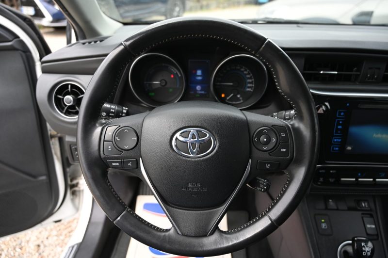 TOYOTA AURIS Hsd 136ch Dynamic 01/2016