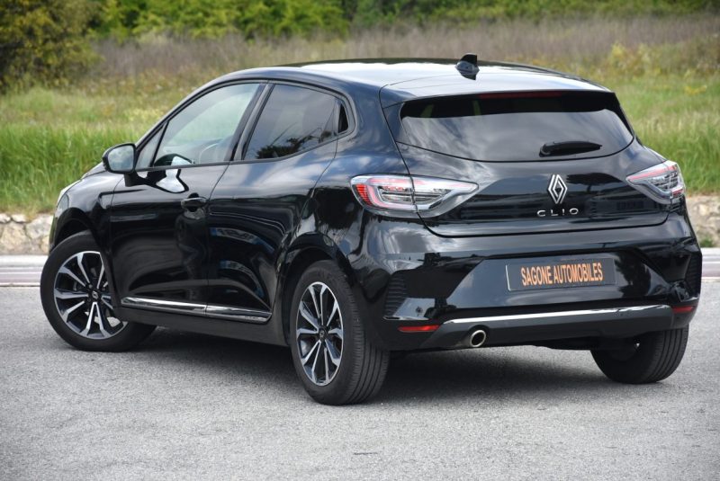 RENAULT CLIO 1.0 TCE 90CH TECHNO + OPTIONS - 17 000 KM 2024