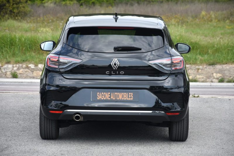 RENAULT CLIO 1.0 TCE 90CH TECHNO + OPTIONS - 17 000 KM 2024