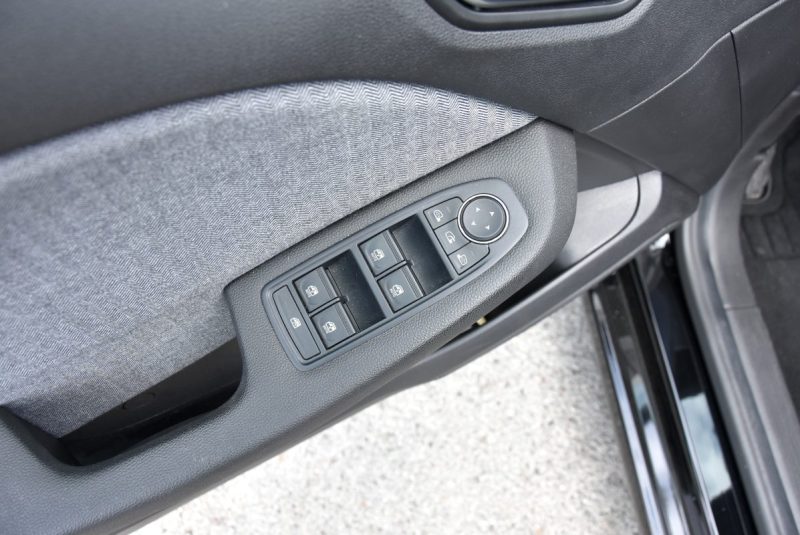 RENAULT CLIO 1.0 TCE 90CH TECHNO + OPTIONS - 17 000 KM 2024