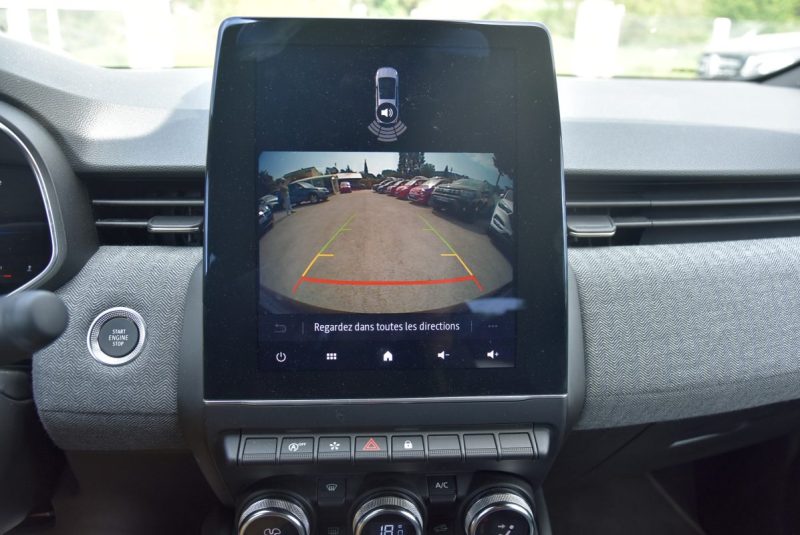 RENAULT CLIO 1.0 TCE 90CH TECHNO + OPTIONS - 17 000 KM 2024