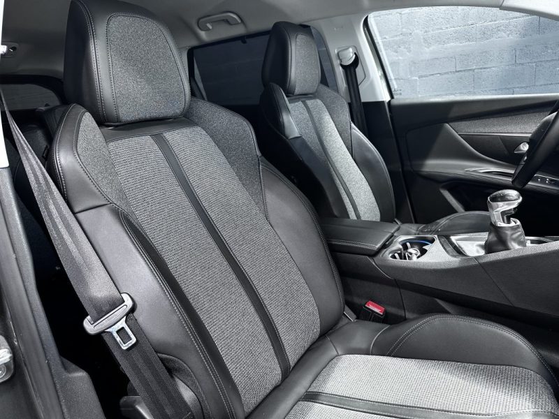 PEUGEOT 5008 II 1.2 130CV ALLURE 