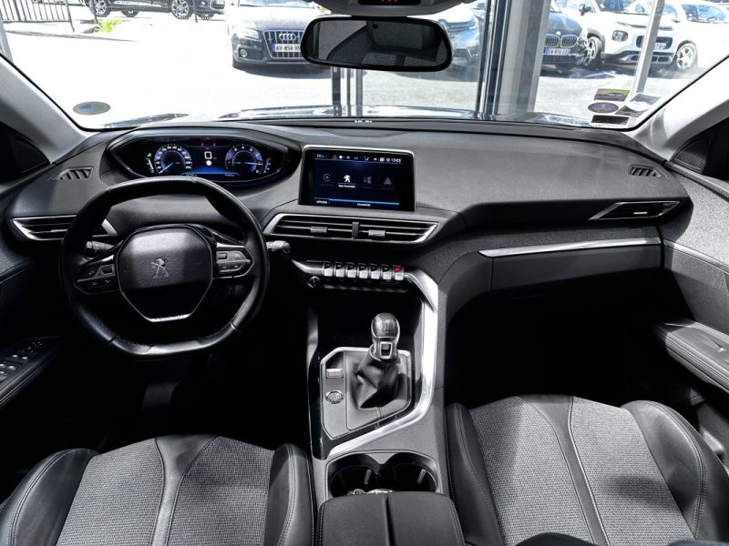 PEUGEOT 5008 II 1.2 130CV ALLURE 