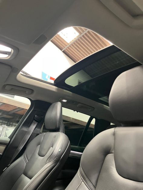 MAGNIFIQUE VOLVO XC90 ULTRA STYLE DARK T8 AWD 7 PLACES 2.0i 455CH (310 + 145ch)⭐️⭐️⭐️⭐️⭐️