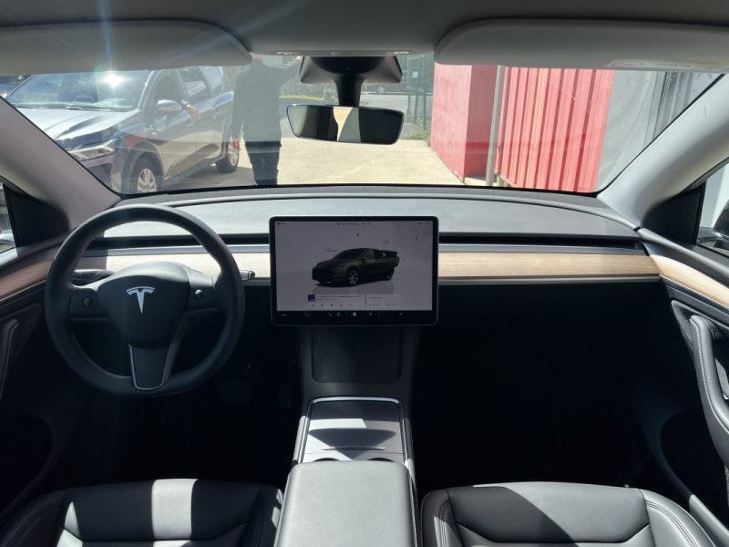 TESLA MODEL Y AUTONOMIE STANDARD 62 KWH PROPULSION 