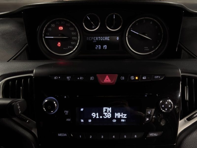 LANCIA YPSILON III 0.9 TWINAIR 85 Cv 5 PORTES / CLIMATISATION AUTOMATIQUE REGULATEUR - GARANTIE 1 AN