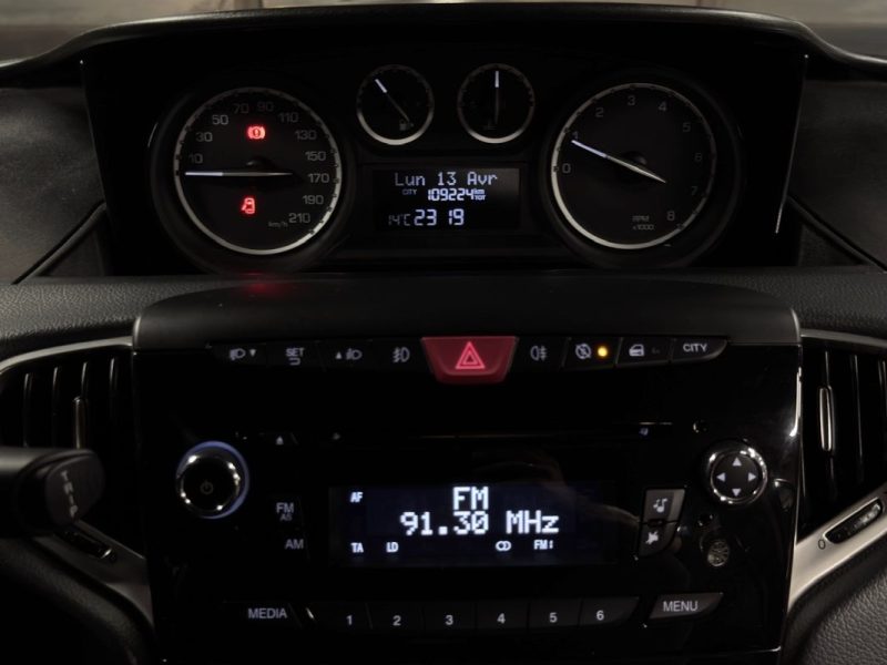 LANCIA YPSILON III 0.9 TWINAIR 85 Cv 5 PORTES / CLIMATISATION AUTOMATIQUE REGULATEUR - GARANTIE 1 AN