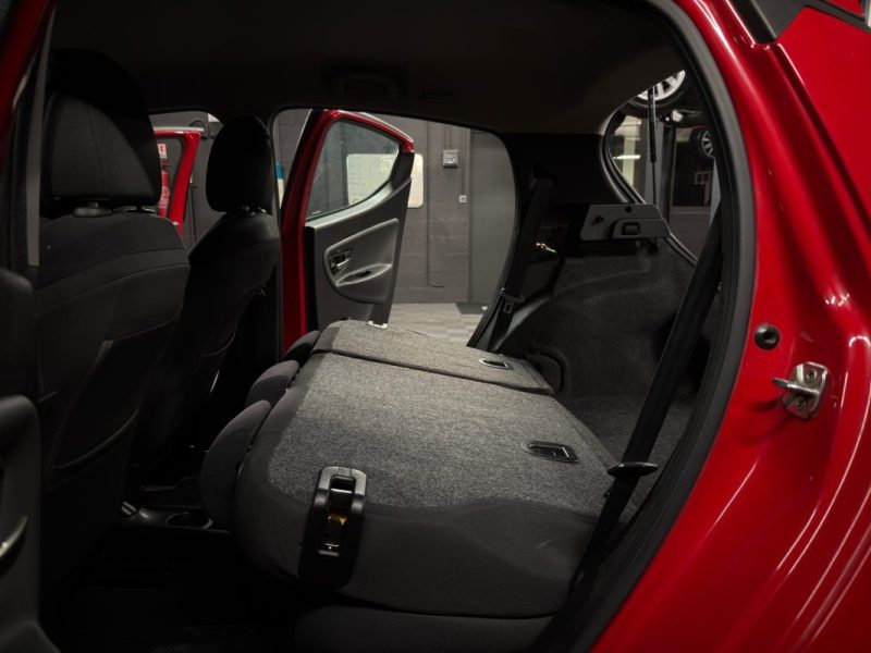 LANCIA YPSILON III 0.9 TWINAIR 85 Cv 5 PORTES / CLIMATISATION AUTOMATIQUE REGULATEUR - GARANTIE 1 AN