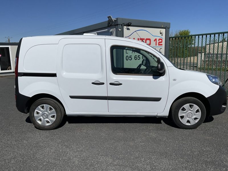 RENAULT KANGOO 2 1.5 BLUE DCI 95 CV BUSINESS  *TVA RÉCUPÉRABLE (8325 € HT)