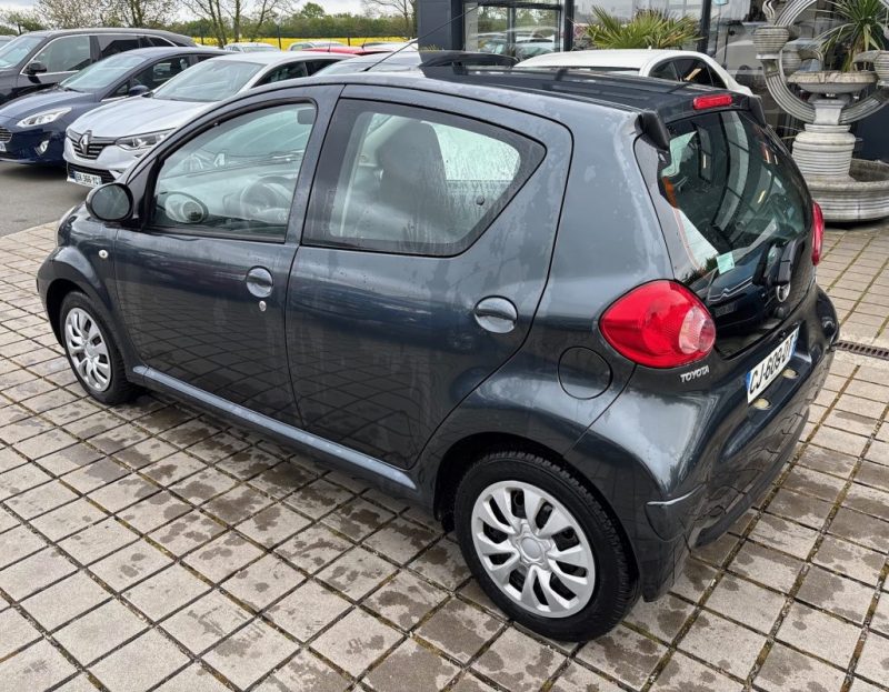 TOYOTA AYGO 1.0I VVT-I CONFORT  2008